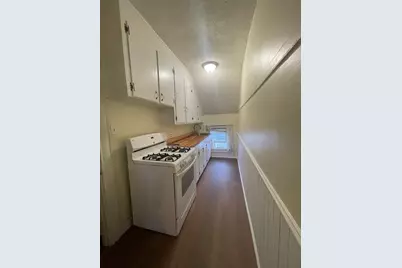 709 Maple Street #3, Fall River, MA 02720 - Photo 6