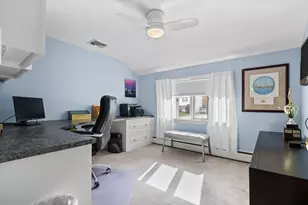 8 Mayflower Dr, Stoneham, MA 02180 - Photo 18