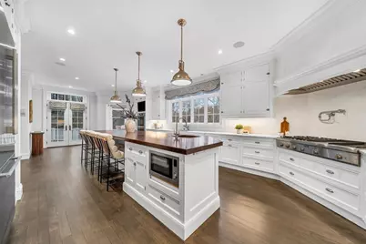 121 Livingston Rd, Wellesley, MA 02482 - Photo 10