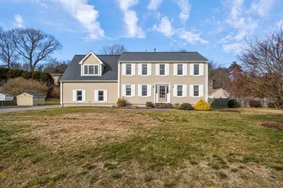 35 Nelson Dr, Bridgewater, MA 02324 - Photo 4