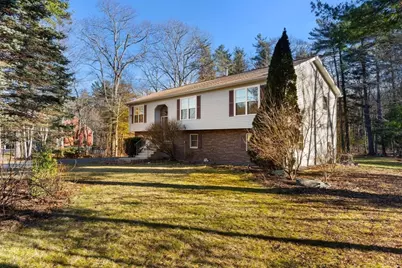 298 Wren St, Taunton, MA 02718 - Photo 4