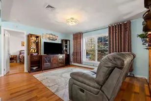 298 Wren St, Taunton, MA 02718 - Photo 14