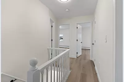 27 Bunker Hill Ave, Lowell, MA 01850 - Photo 24