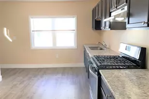 20 Malden St, Springfield, MA 01108 - Photo 2