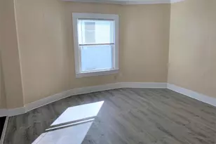 20 Malden St, Springfield, MA 01108 - Photo 10