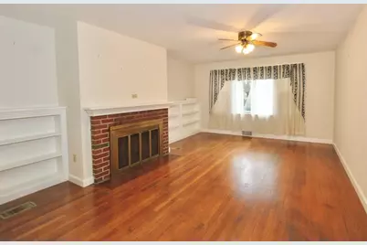 6 Roald St, Worcester, MA 01605 - Photo 2