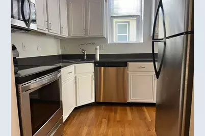 1423 Commonwealth Ave #202, Boston, MA 02135 - Photo 4