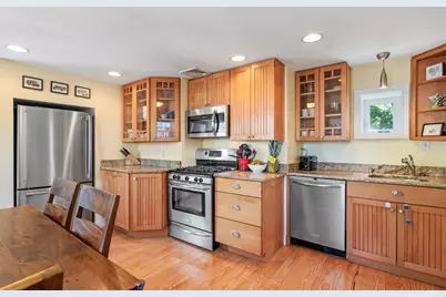 11 Williams St #2, Salem, MA 01970 - Photo 8