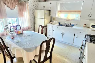 54 Greenbrier Dr, New Bedford, MA 02745 - Photo 6