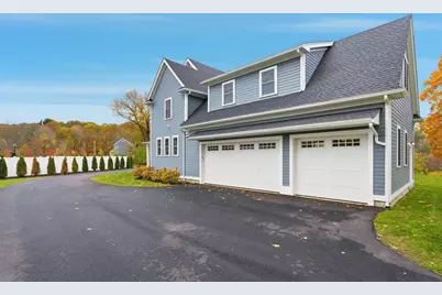 4 Chatham Lane, Danvers, MA 01923 - Photo 4