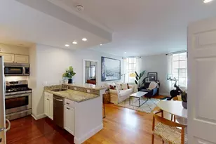 27 Bowdoin St, Boston, MA 02114 - Photo 12