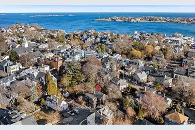 7 Mechanic Court, Marblehead, MA 01945 - Photo 32