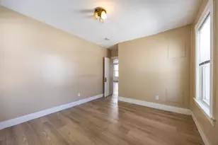 28 Richmond St, Blackstone, MA 01504 - Photo 4