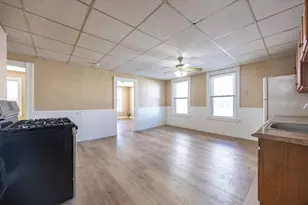 28 Richmond St, Blackstone, MA 01504 - Photo 6