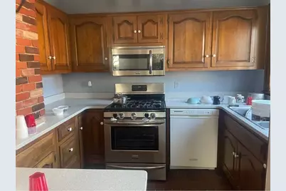 49 Baxter St, Medford, MA 02155 - Photo 4