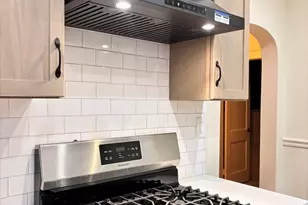 5 Fremont Ave, Chelsea, MA 02150 - Photo 12