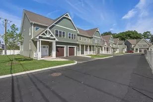 1 Elizabeth Ln, Easthampton, MA 01027 - Photo 2