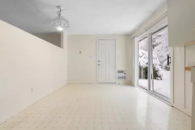 17 Grover St, Beverly, MA 01915 - Photo 8