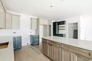 9 Elizabeth Ln, Easthampton, MA 01027 - Photo 8