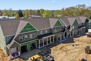 11 Elizabeth Ln, Easthampton, MA 01027 - Photo 2