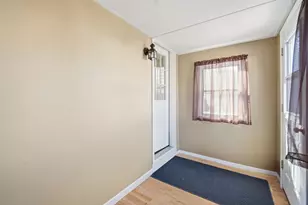 22 Cooley St, Agawam, MA 01001 - Photo 24