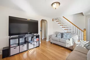 22 Cooley St, Agawam, MA 01001 - Photo 8