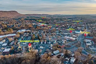 15 Elizabeth Ln, Easthampton, MA 01027 - Photo 4