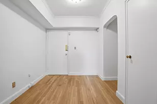 56 Elm St, Worcester, MA 01609 - Photo 2