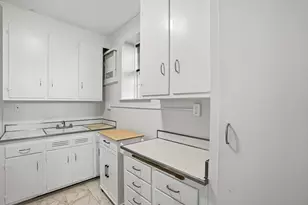 56 Elm St, Worcester, MA 01609 - Photo 14