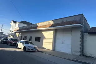 330 William St, Fall River, MA 02721 - Photo 1