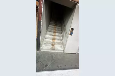 330 William St, Fall River, MA 02721 - Photo 16