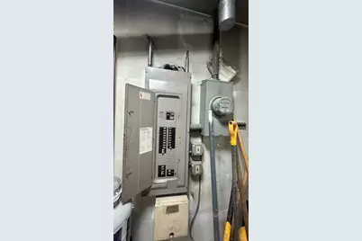 330 William St, Fall River, MA 02721 - Photo 12