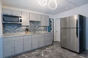 243-245 Orange St, Springfield, MA 01108 - Photo 4