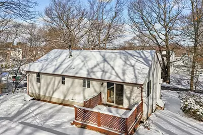 18 Cranston Cir, Woburn, MA 01801 - Photo 36