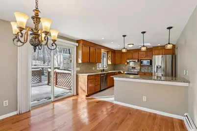 18 Cranston Cir, Woburn, MA 01801 - Photo 12