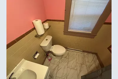 98 Medway St, Norfolk, MA 02056 - Photo 8