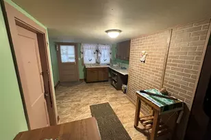 98 Medway St, Norfolk, MA 02056 - Photo 4