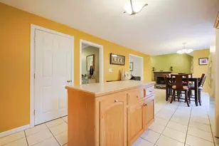 127 Hillcrest Rd, Northbridge, MA 01588 - Photo 12