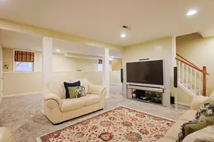 127 Hillcrest Rd, Northbridge, MA 01588 - Photo 30