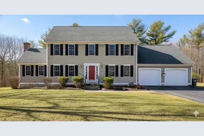 127 Hillcrest Rd, Northbridge, MA 01588 - Photo 1