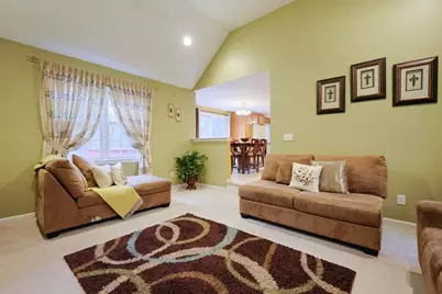 127 Hillcrest Rd, Northbridge, MA 01588 - Photo 14