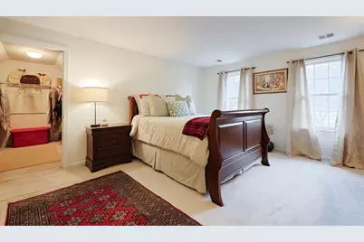 127 Hillcrest Rd, Northbridge, MA 01588 - Photo 18