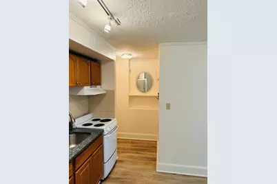 195 Thomas Burgin Parkway #212, Quincy, MA 02169 - Photo 8