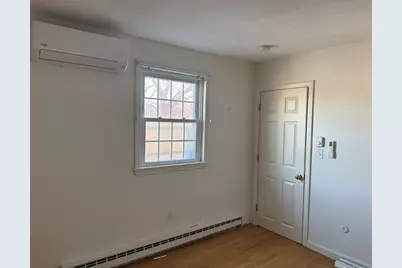 9 Hillside Avenue #4, Marblehead, MA 01945 - Photo 4