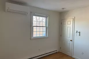 9 Hillside Ave, Marblehead, MA 01945 - Photo 4