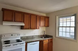 9 Hillside Ave, Marblehead, MA 01945 - Photo 8