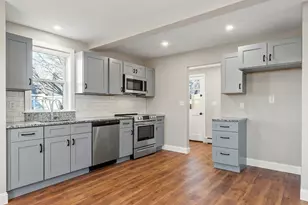 5 Lewis St, Andover, MA 01810 - Photo 8