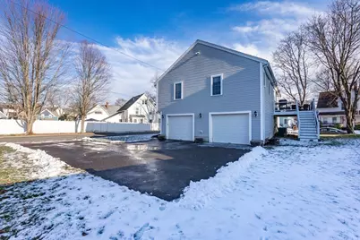 2 Linden St, Hudson, MA 01749 - Photo 4