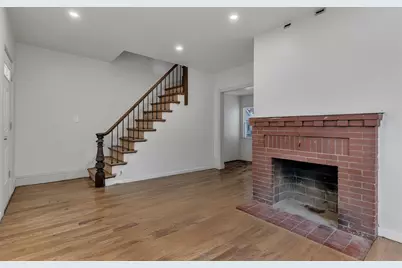 25 Tremont St, Brockton, MA 02301 - Photo 8