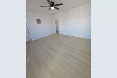 850 County St #3, New Bedford, MA 02721 - Photo 6